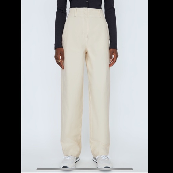 NWOT Aritzia Wilfred Ascendant Wide Leg Pant Birch Size 4 - Picture 1 of 4